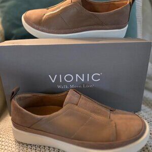 Vionic Zinah Leather Slip-on Brownie Size 6
